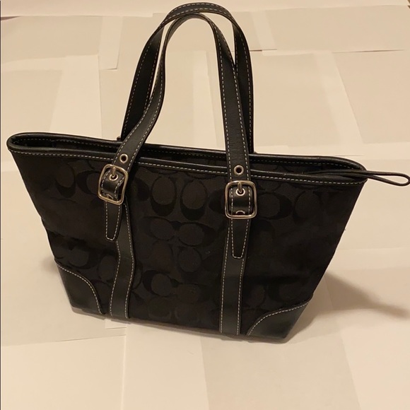 Authentic Coach mini jacquard tote. - Picture 5 of 9